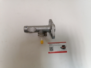 ГЦС главный цилиндр сцепления Isuzu 4JJ1 4HK1 E3/4 8971674040
