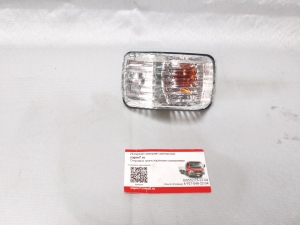 Повторитель поворота в дверь Isuzu правый 8974101804